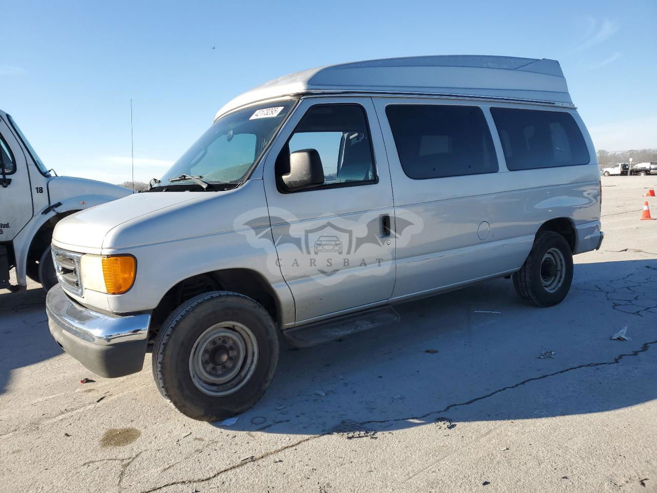 Ford Econoline E350 SUPER DUTY WAGON 8 2007