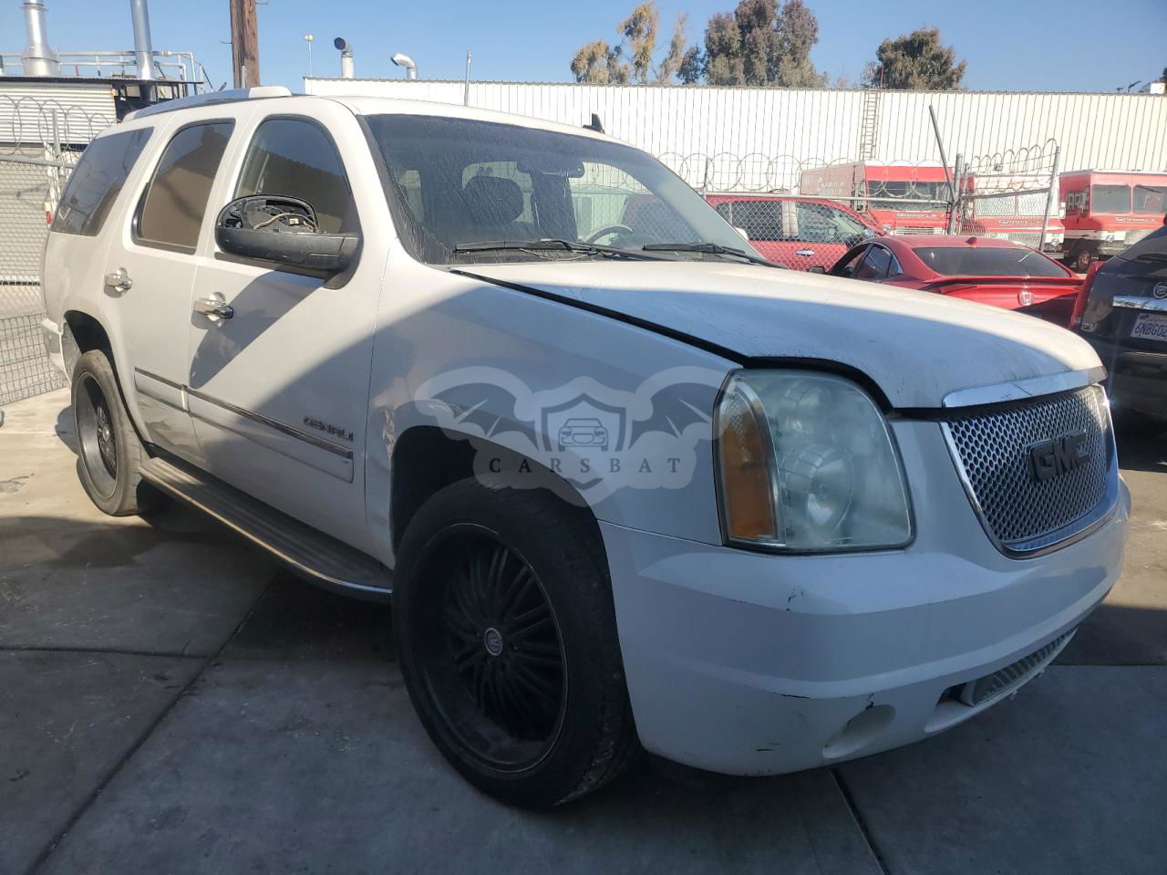 GMC Yukon DENALI 6.2L  8 2010