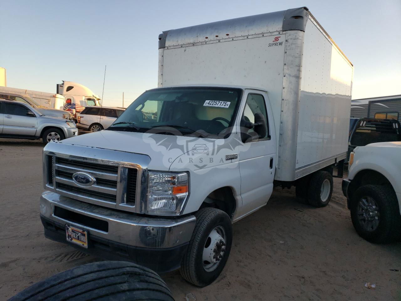 Ford Econoline E450 SUPER DUTY CUTAWAY VAN 7.3L  8 2022