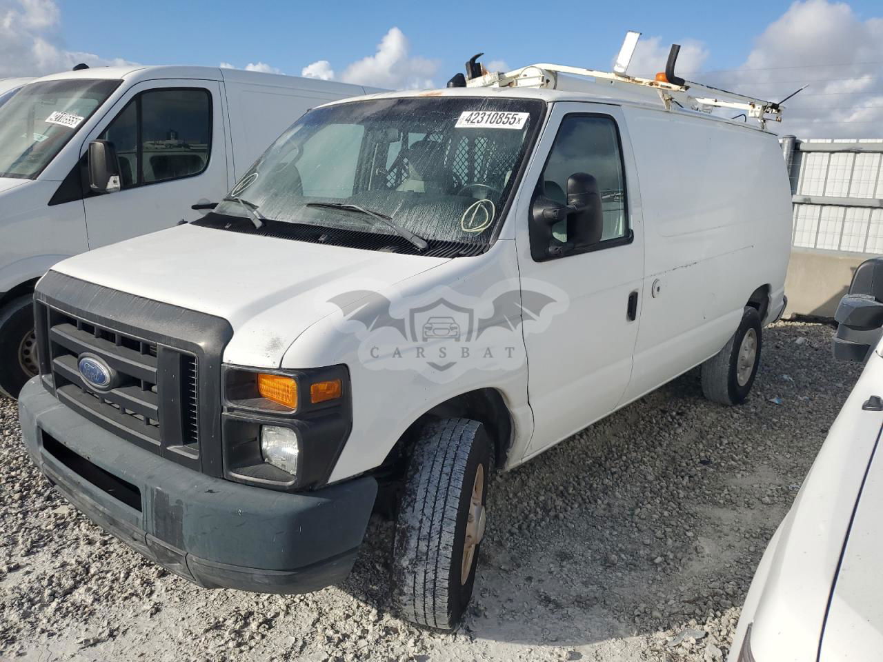 Ford Econoline E350 SUPER DUTY VAN 5.4L  8 2009