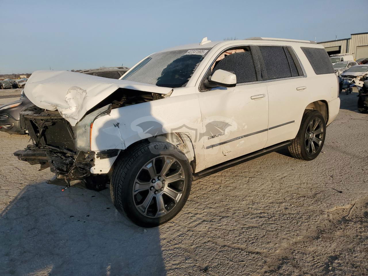 GMC Yukon DENALI 6.2L  8 2015
