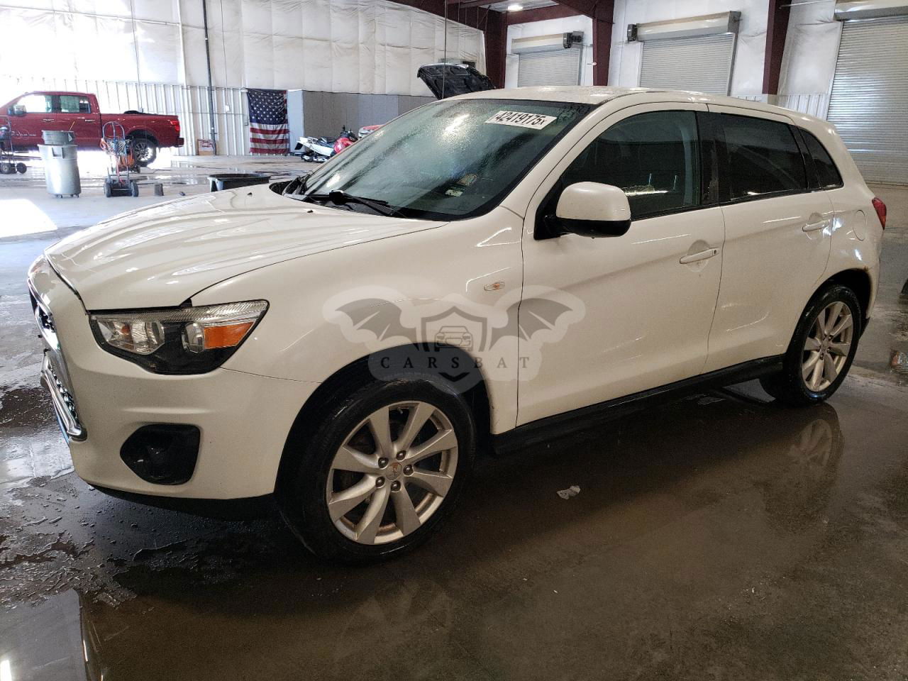 Mitsubishi Outlander ES 2.0L  4 2013
