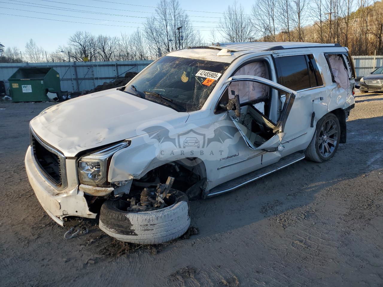 GMC Yukon DENALI 6.2L  8 2016