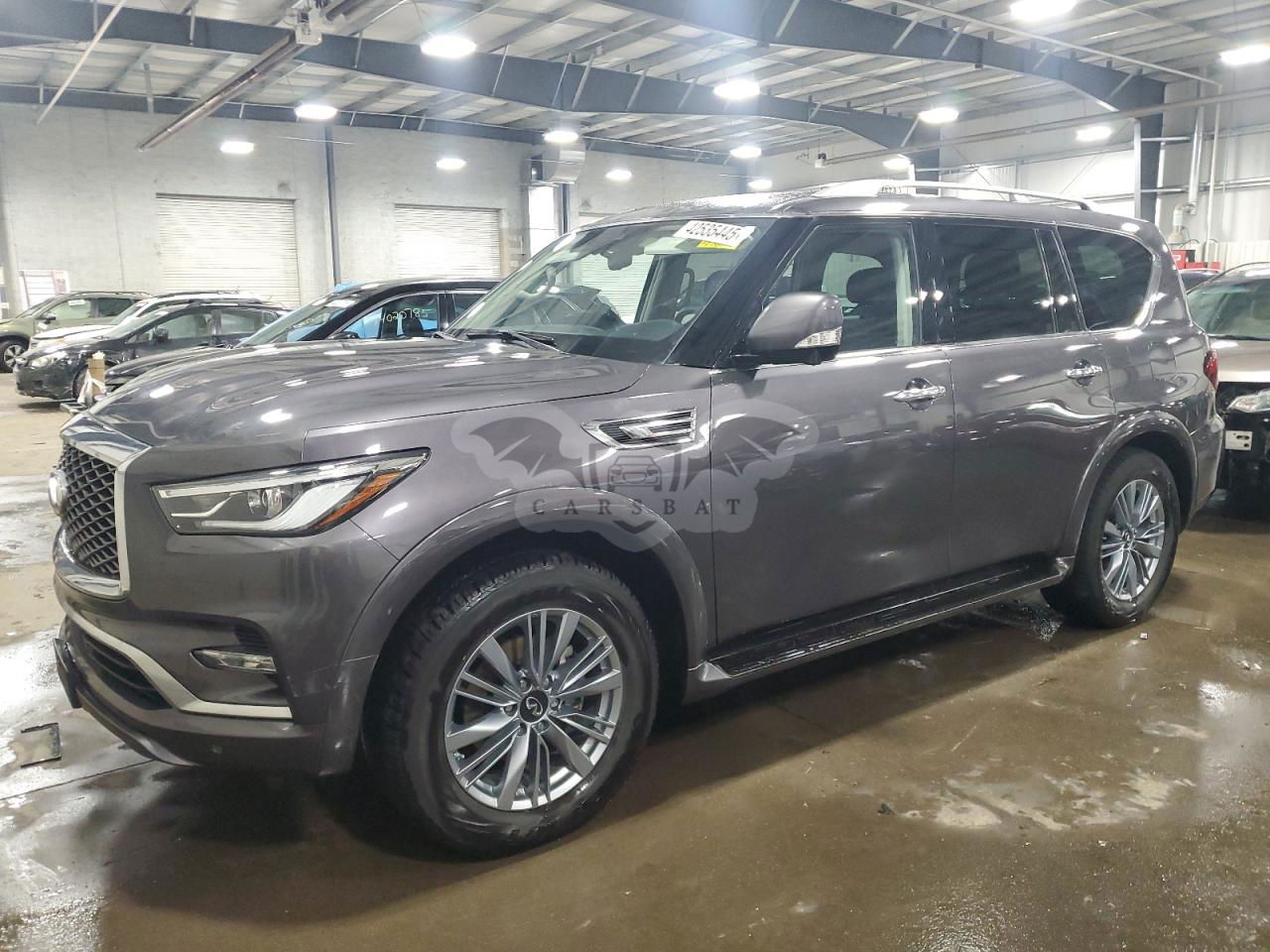 Infiniti QX80 LUXE 5.6L  8 2022
