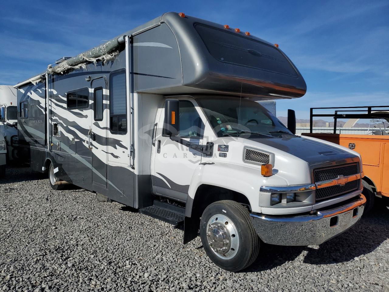 Chevrolet C/K Series C5U042 8 2005