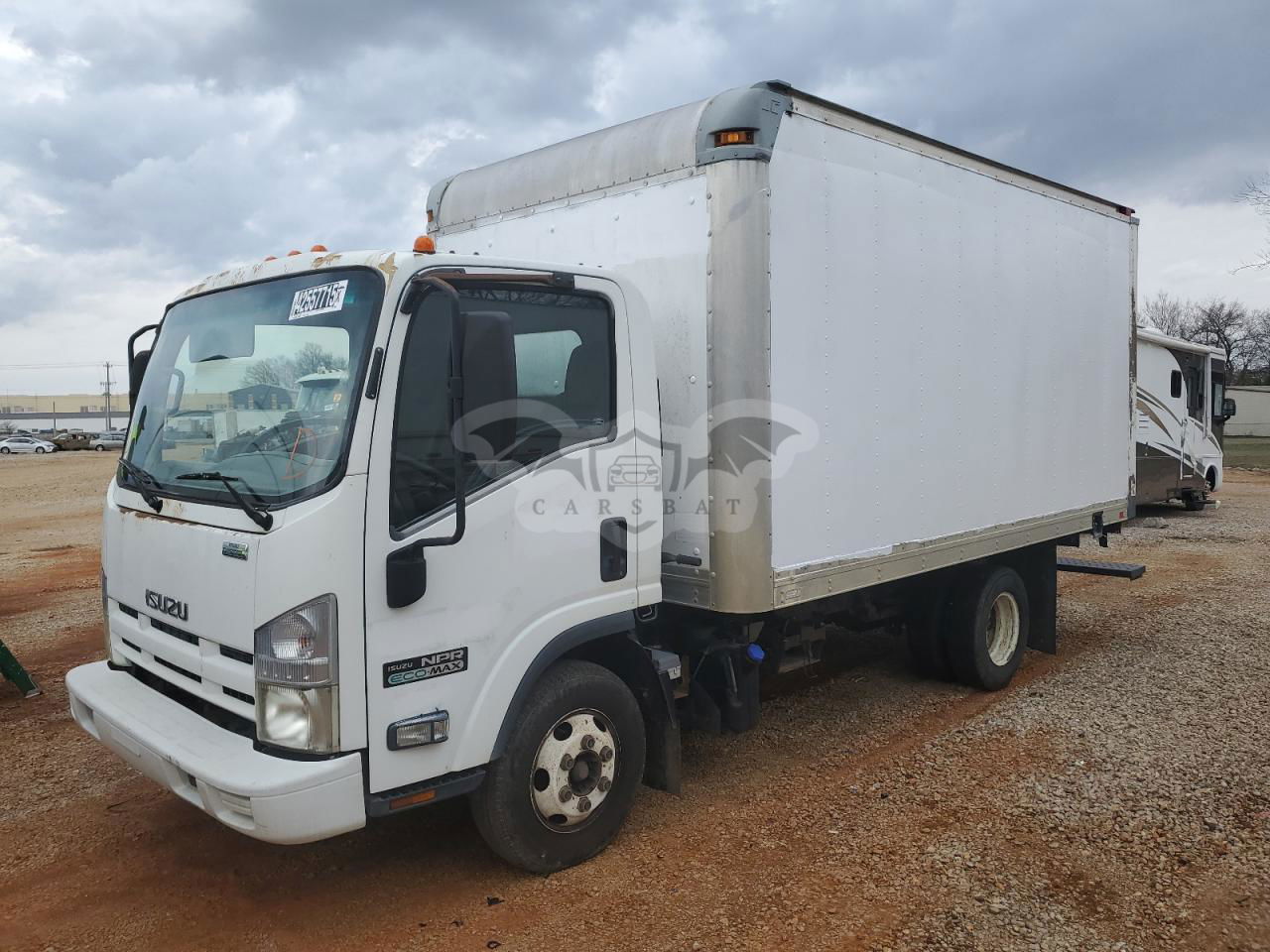 Isuzu NPR 3.0L  4 2011