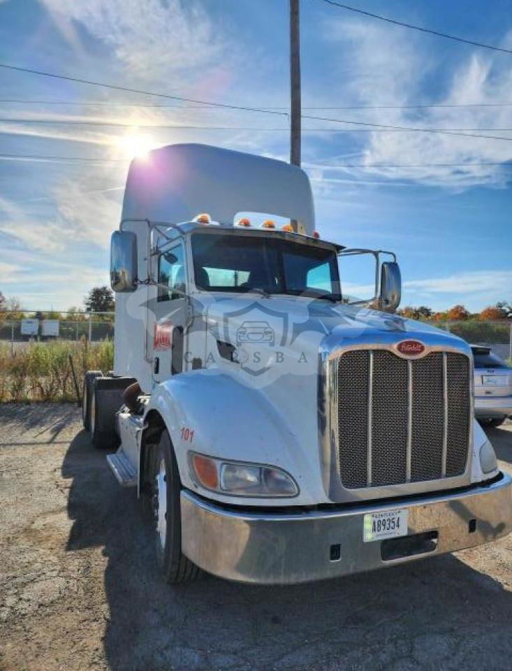 Peterbilt 384 11.9L  6 2013