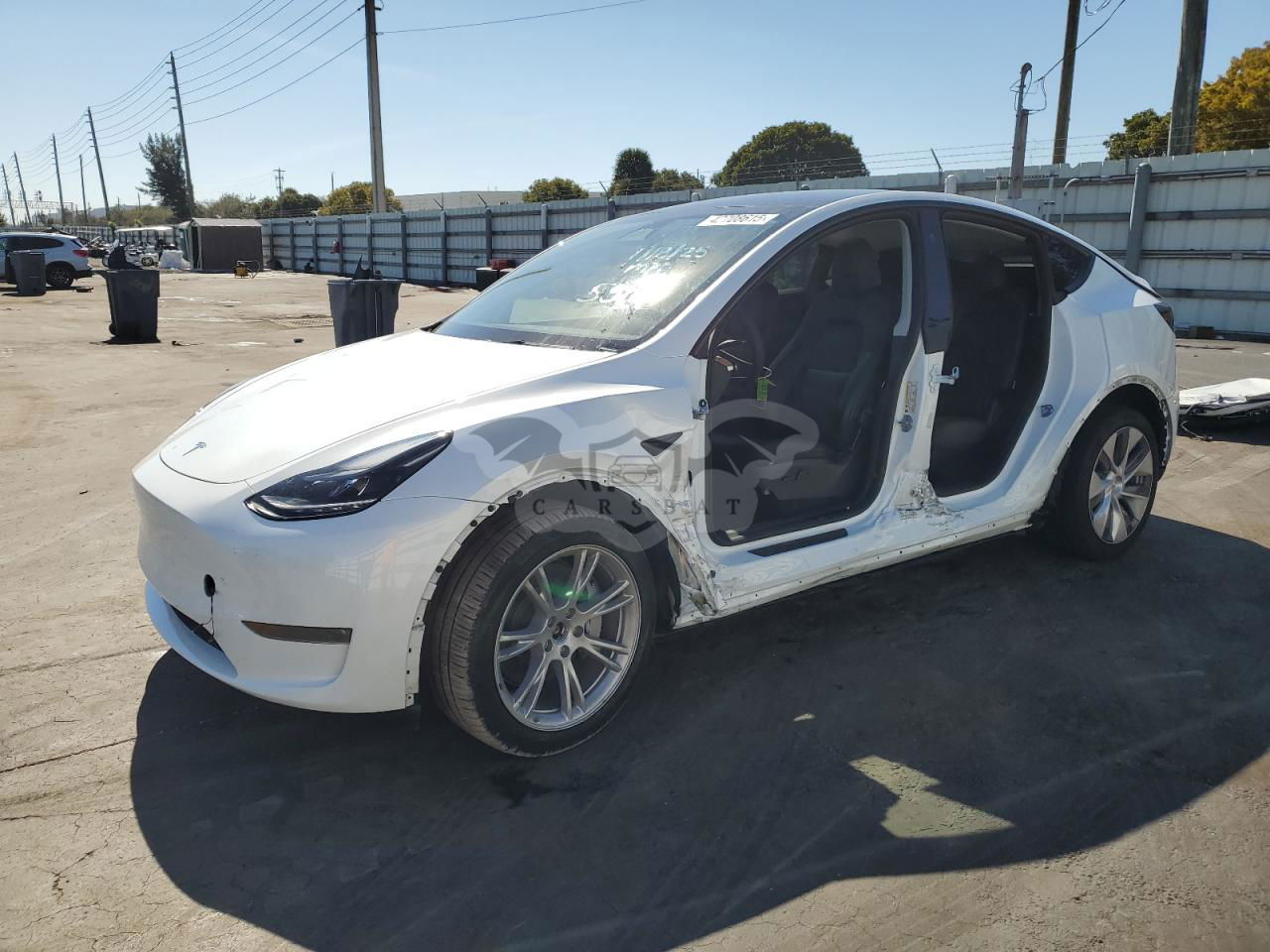 Tesla Model Y 2024