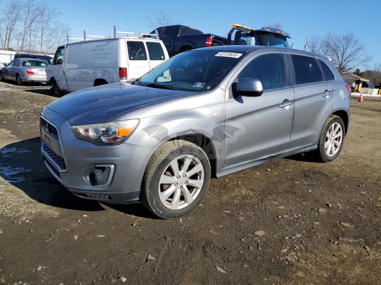 Mitsubishi Outlander SE 2.0L  4 2013