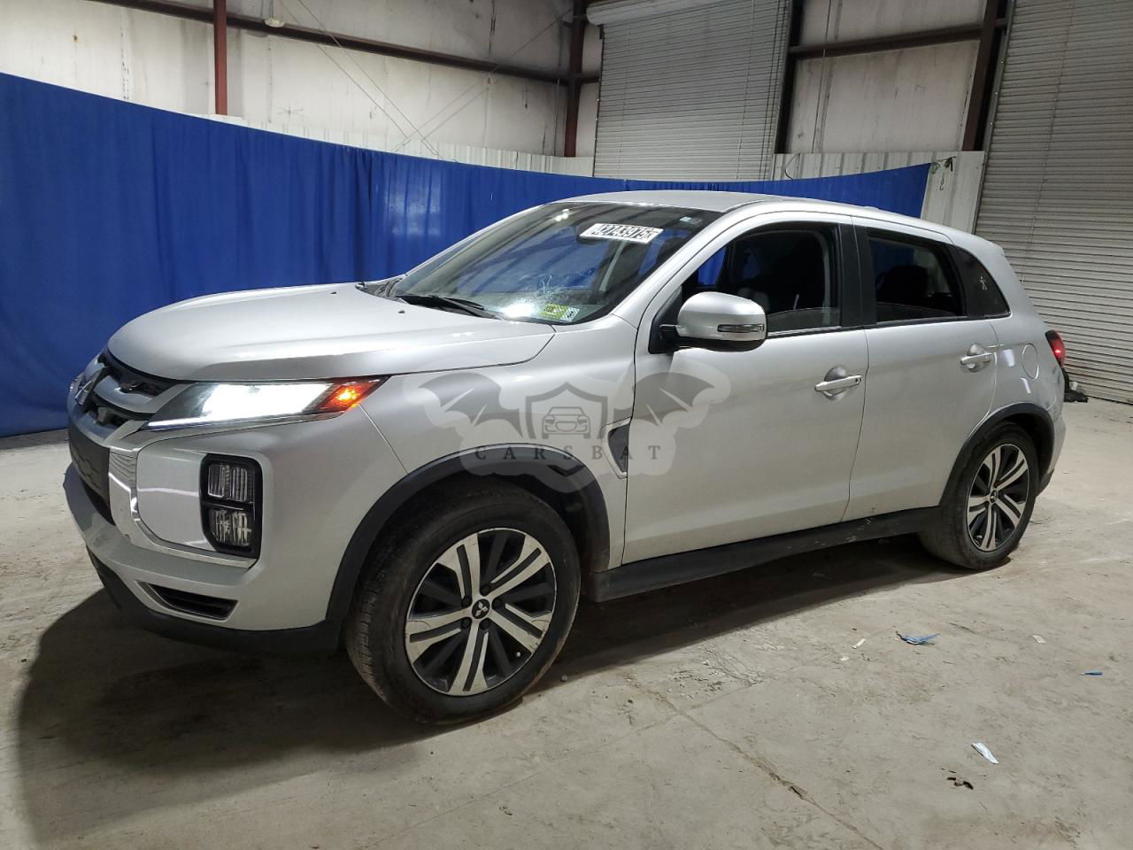Mitsubishi Outlander SE 2.0L  4 2021