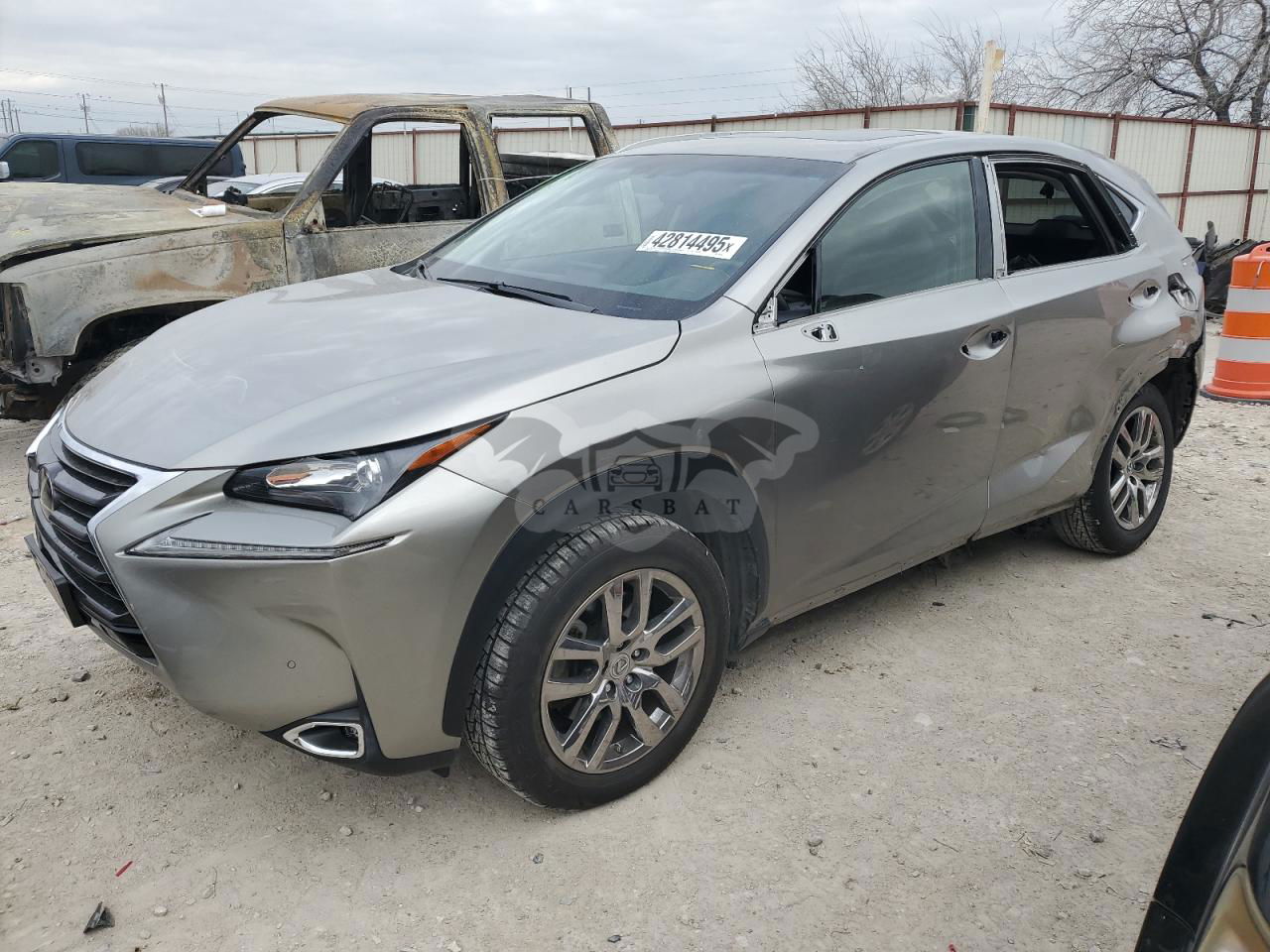 Lexus NX 200T 2.0L  4 2015