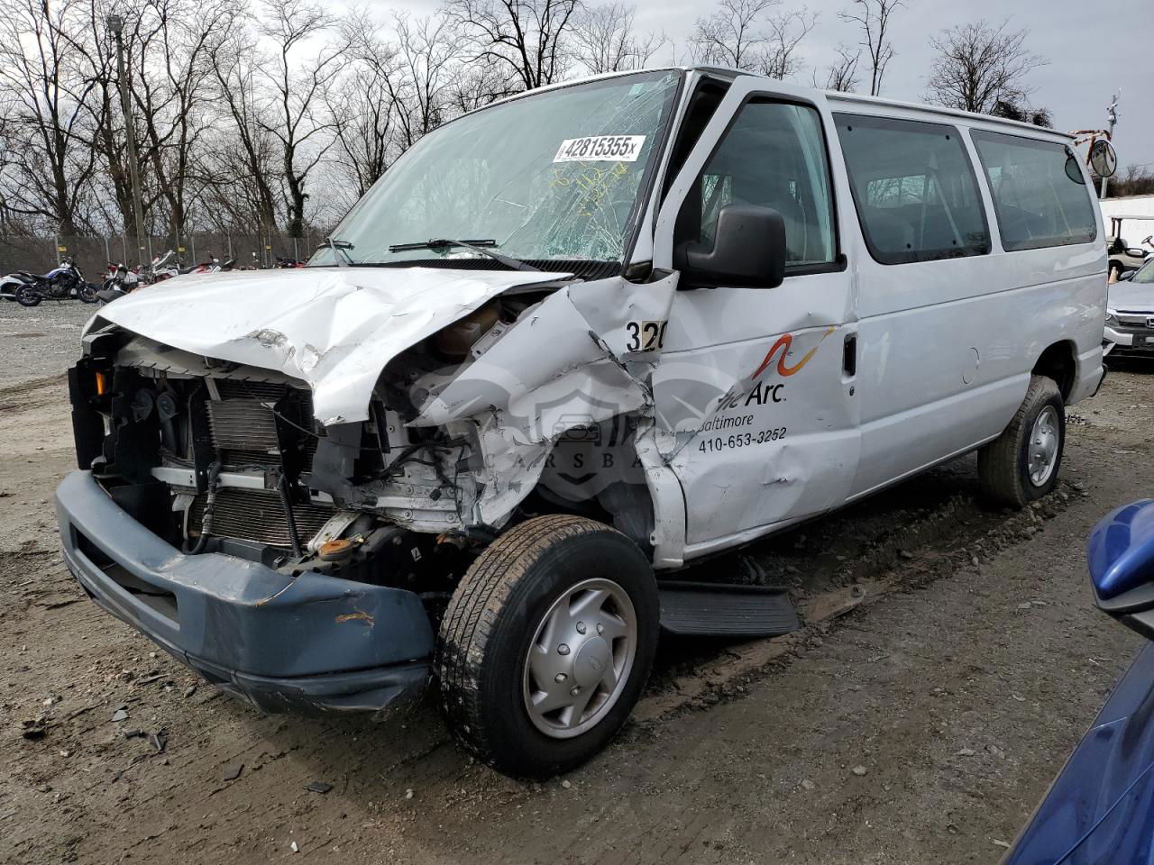 Ford Econoline E350 SUPER DUTY WAGON 5.4L  8 2014