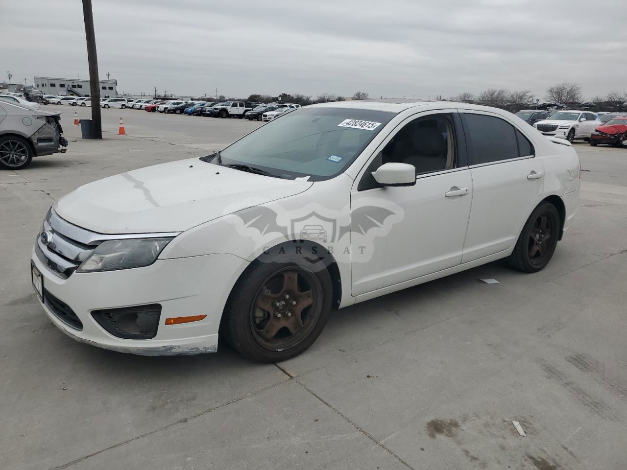 Ford Fusion SE 2.5L  4 2011