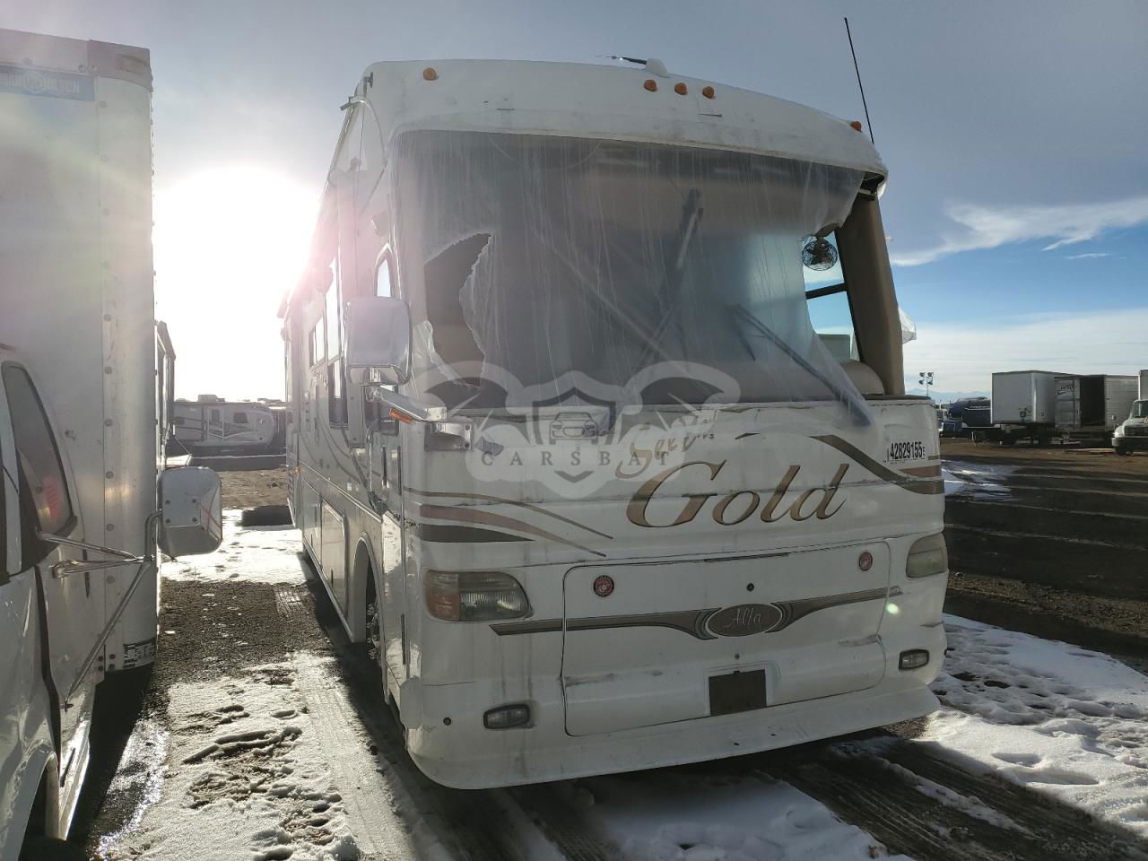 Freightliner X-line X LINE MOTOR HOME 8.9L  6 2003