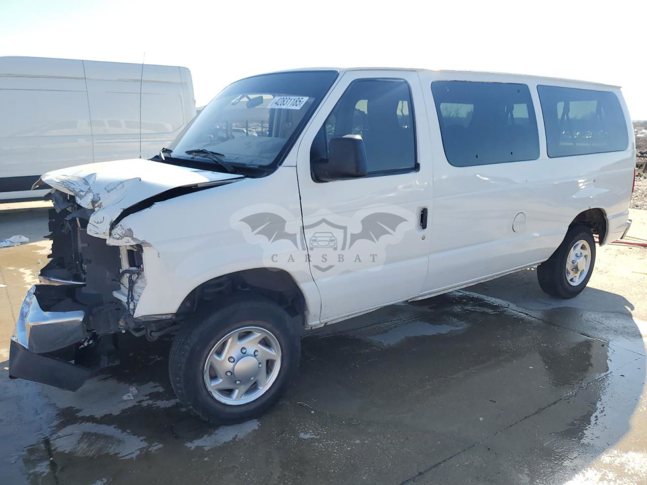 Ford Econoline E350 SUPER DUTY WAGON 5.4L  8 2013