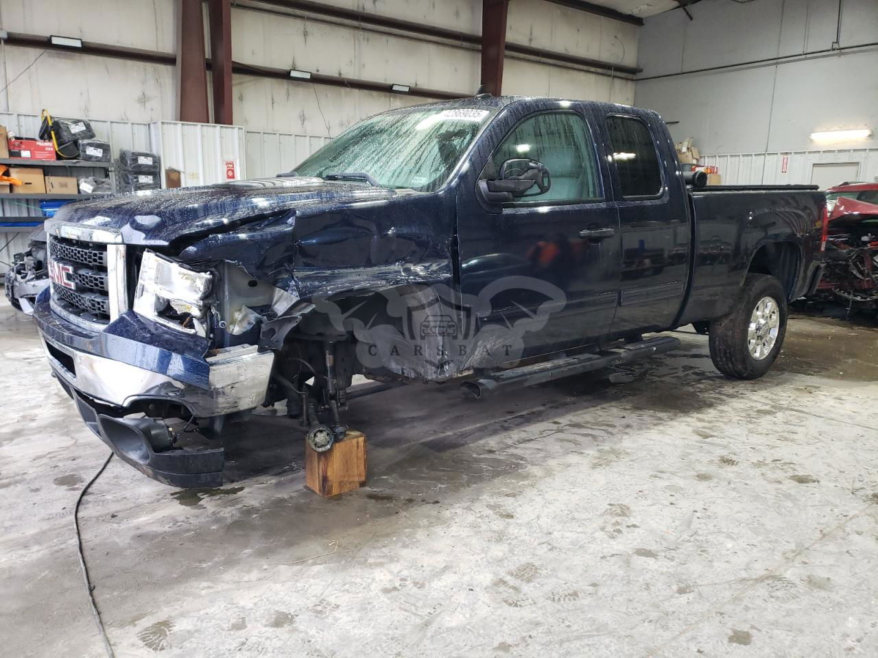 GMC Sierra K2500 SLE 6.0L  8 2011
