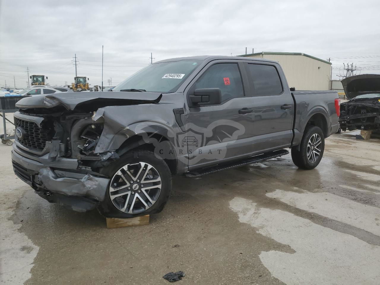 Ford F-150 SUPERCREW 5.0L  8 2023