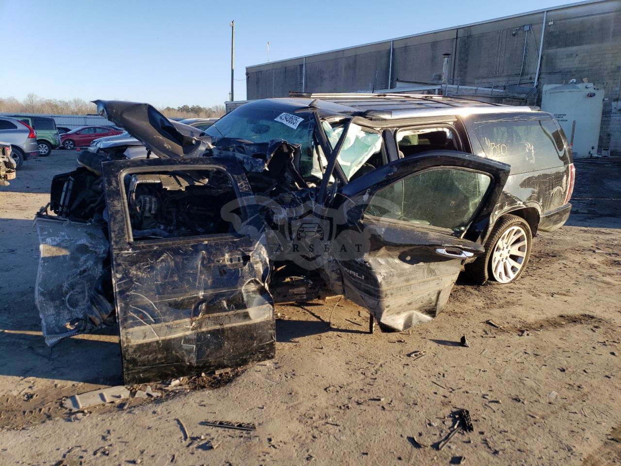 GMC Yukon DENALI 6.2L  8 2012