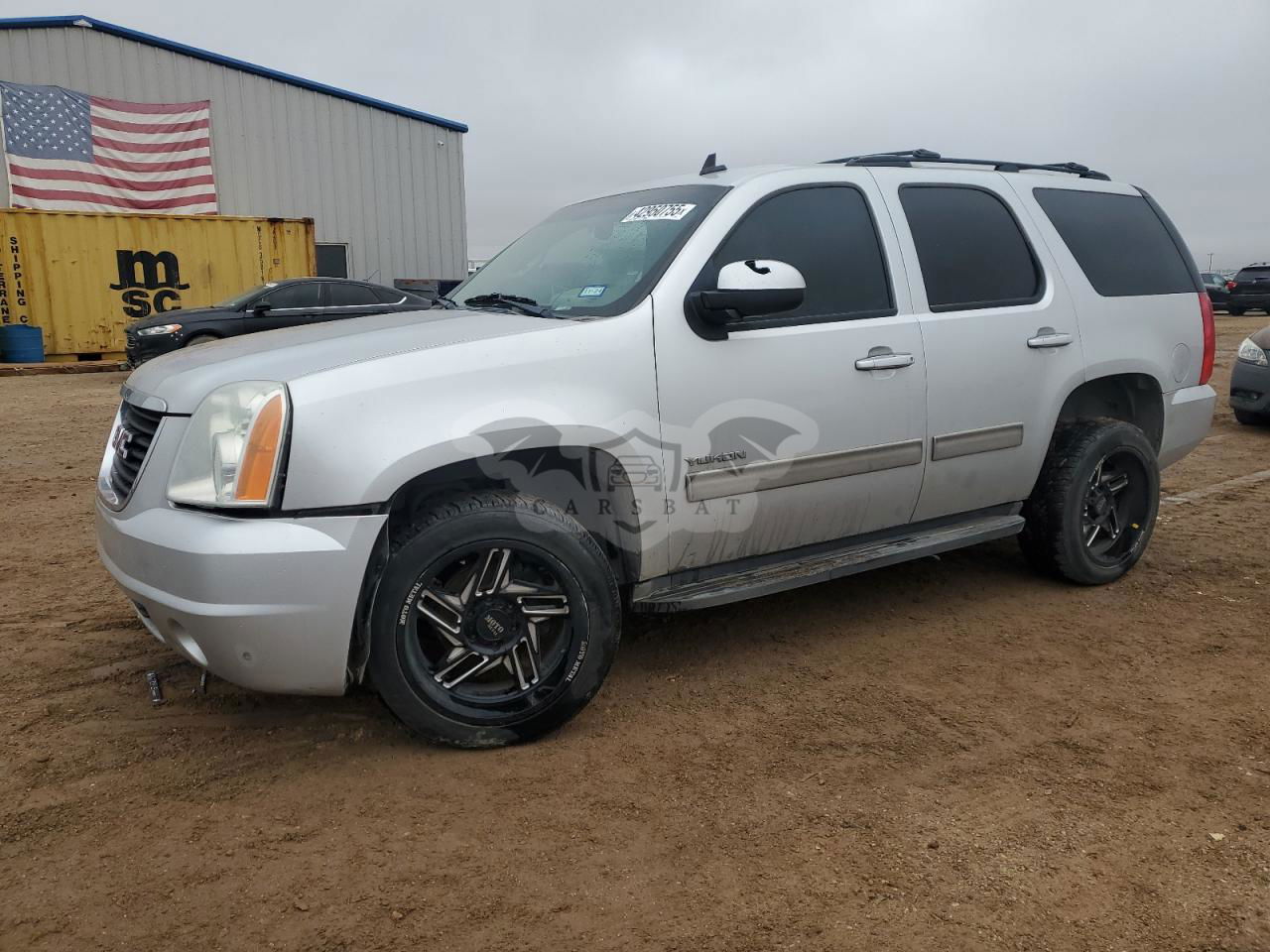 GMC Yukon SLE 5.3L  8 2014