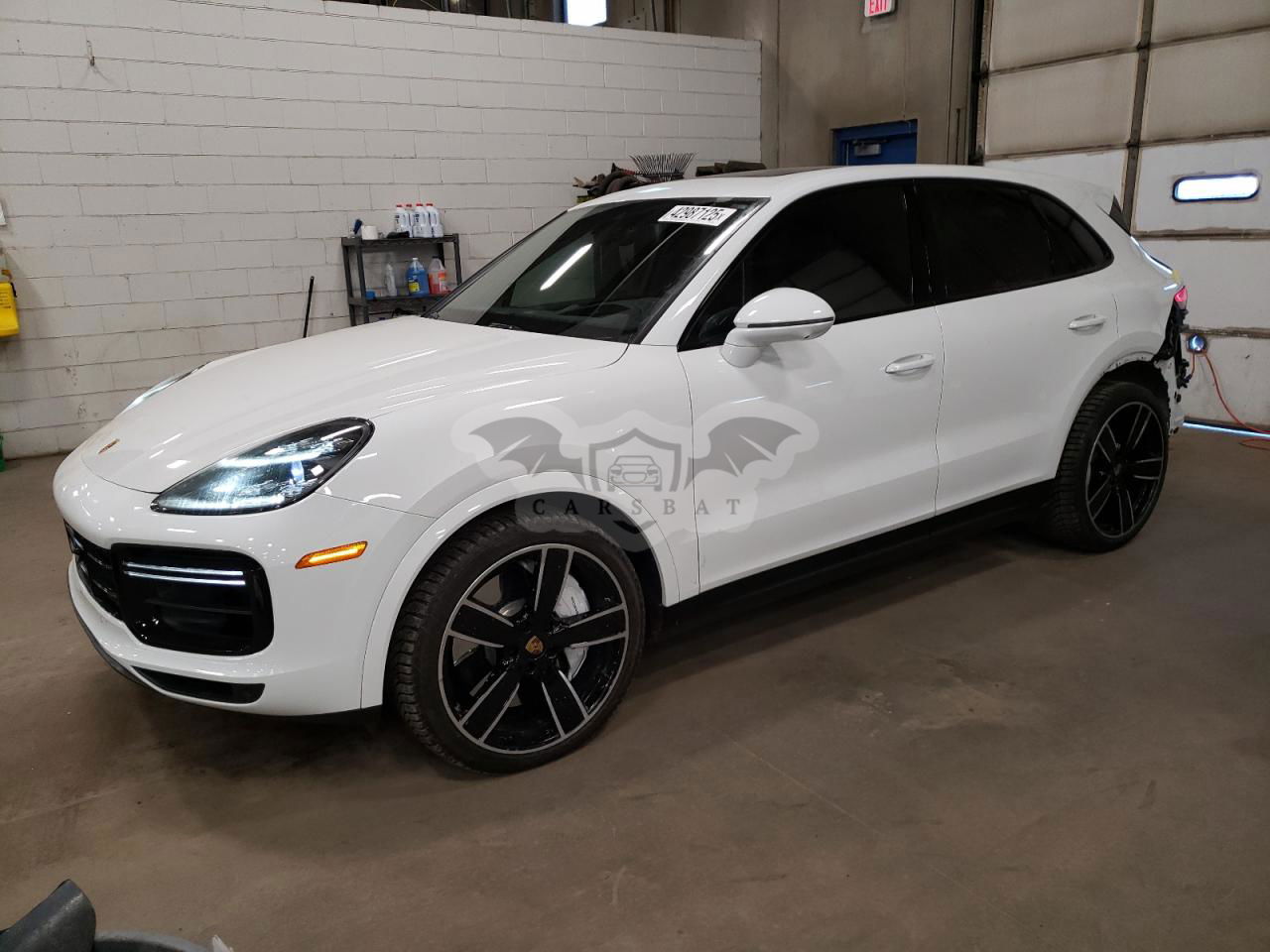 Porsche Cayenne TURBO 4.0L  8 2020