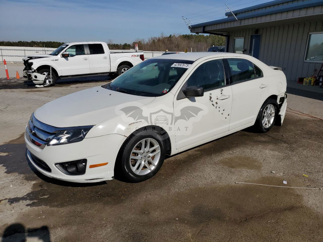 Ford Fusion S 2.5L  4 2011