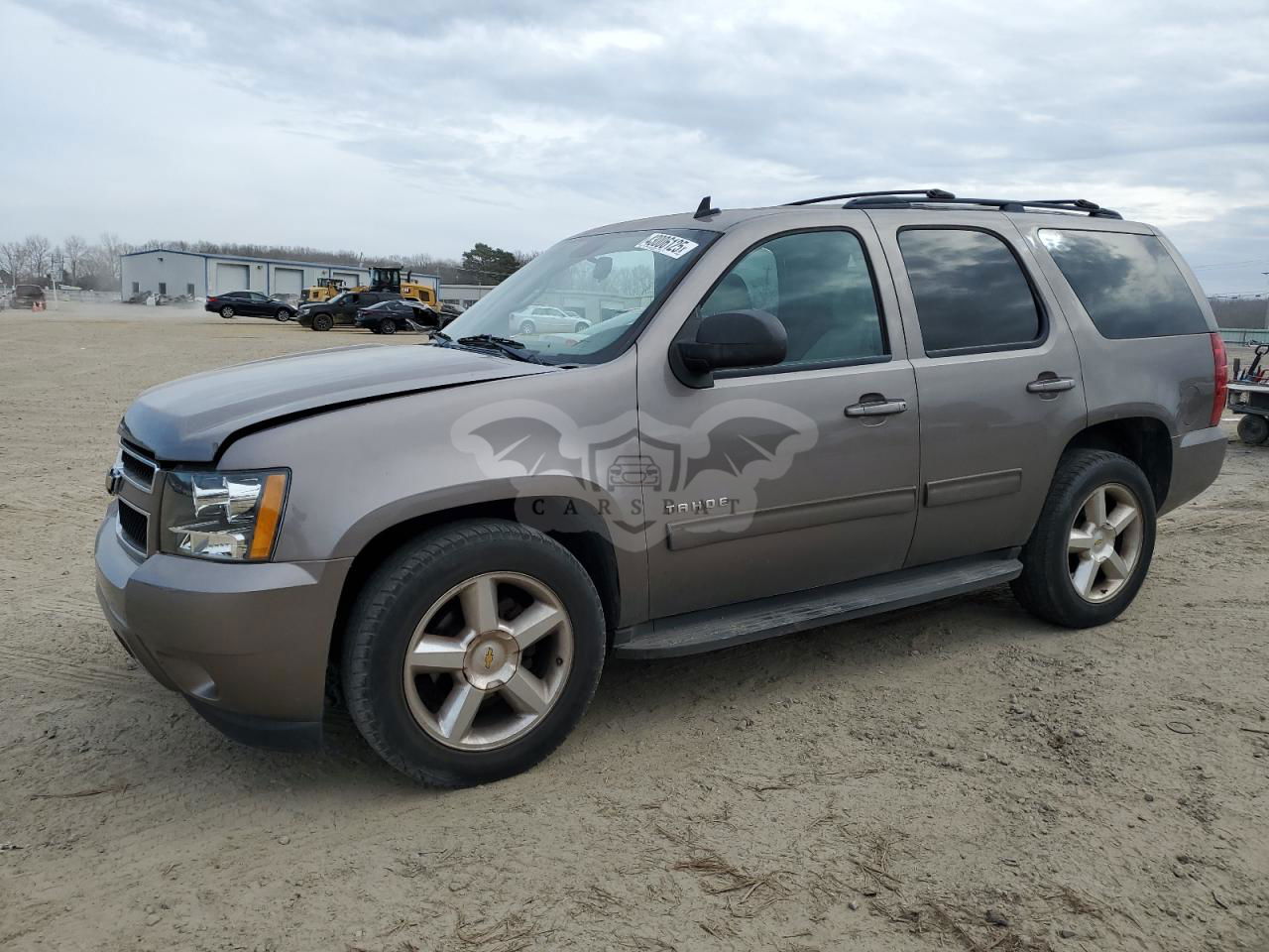 Chevrolet Tahoe C1500 LS 5.3L  8 2011