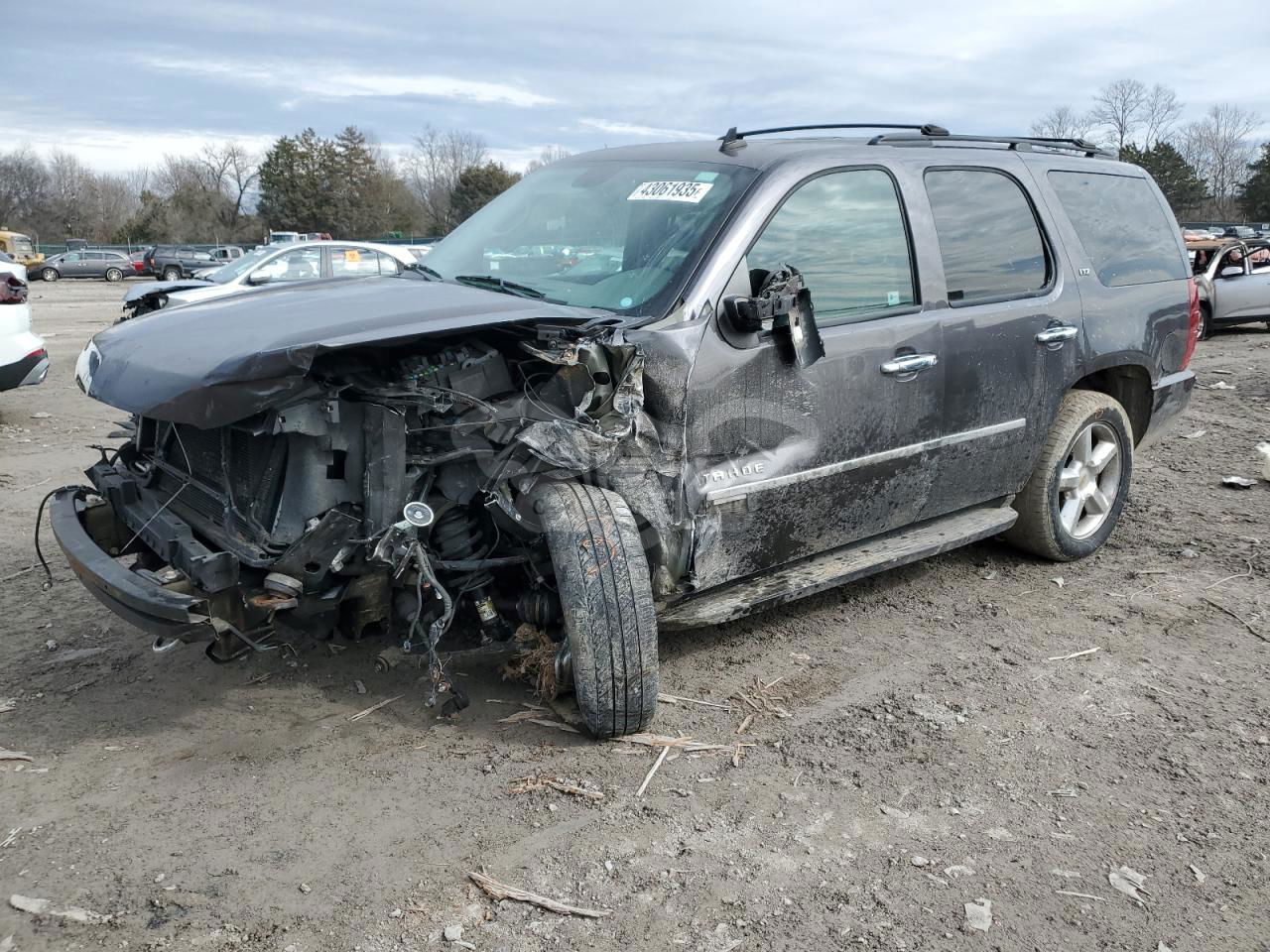 Chevrolet Tahoe K1500 LTZ 5.3L  8 2011