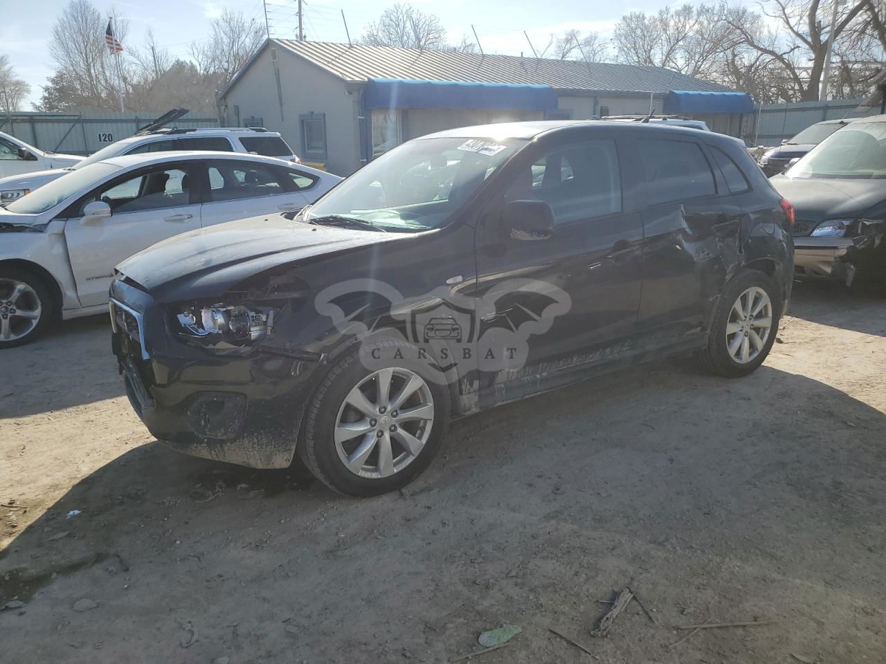 Mitsubishi Outlander ES 2.0L  4 2015