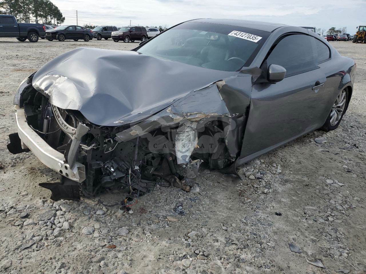 Infiniti Q60 JOURNEY 3.7L  6 2014