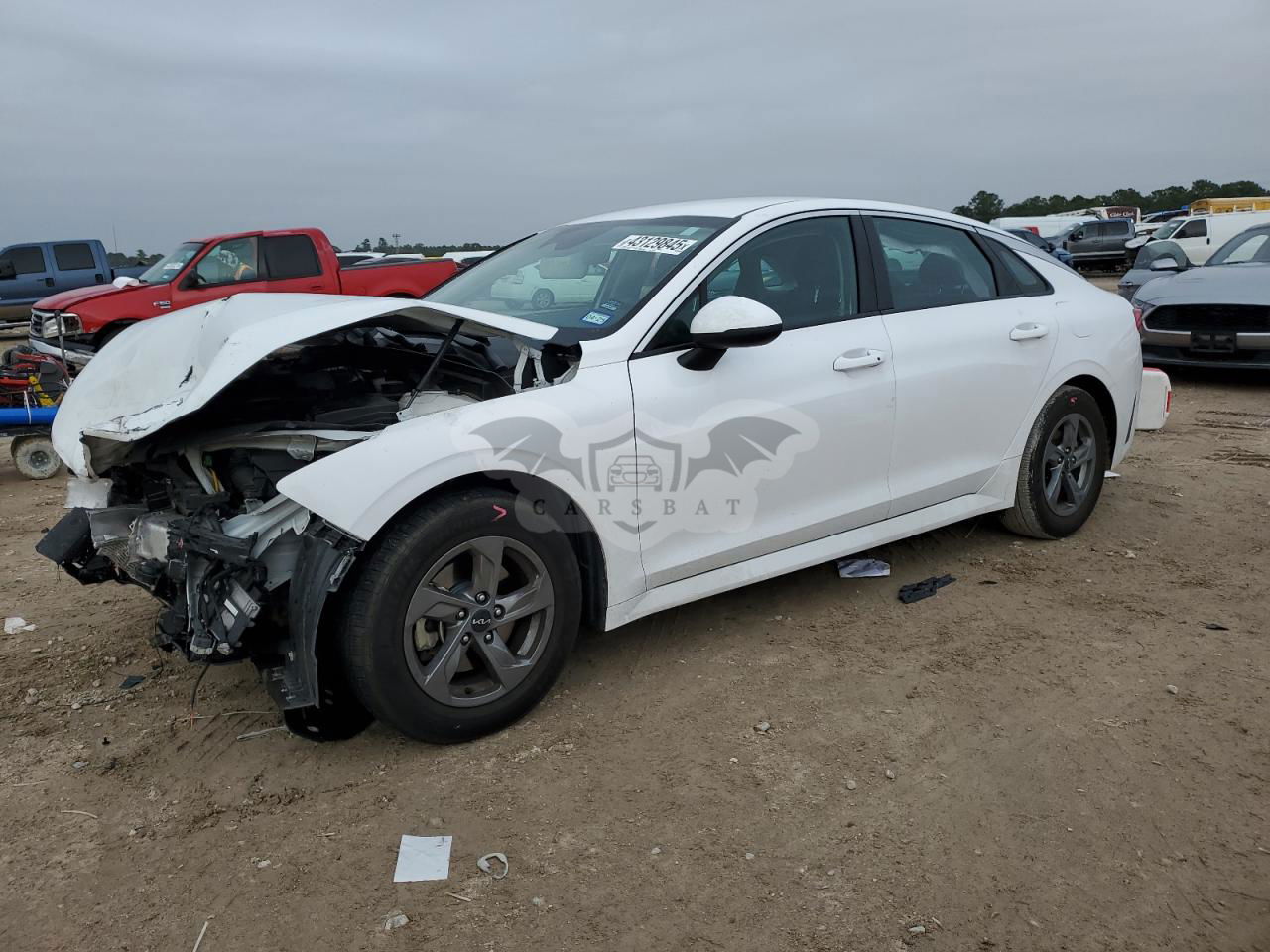 Kia K5 LXS 1.6L  4 2023