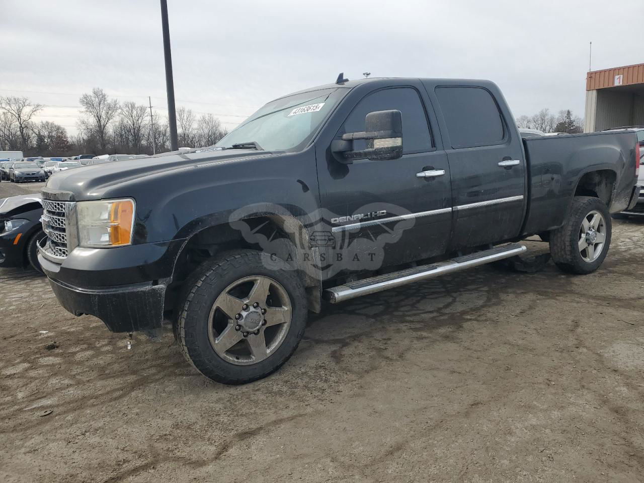 GMC Sierra K2500 DENALI 6.0L  8 2011