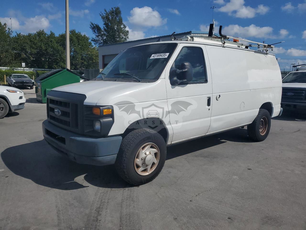 Ford Econoline E350 SUPER DUTY VAN 5.4L  8 2009