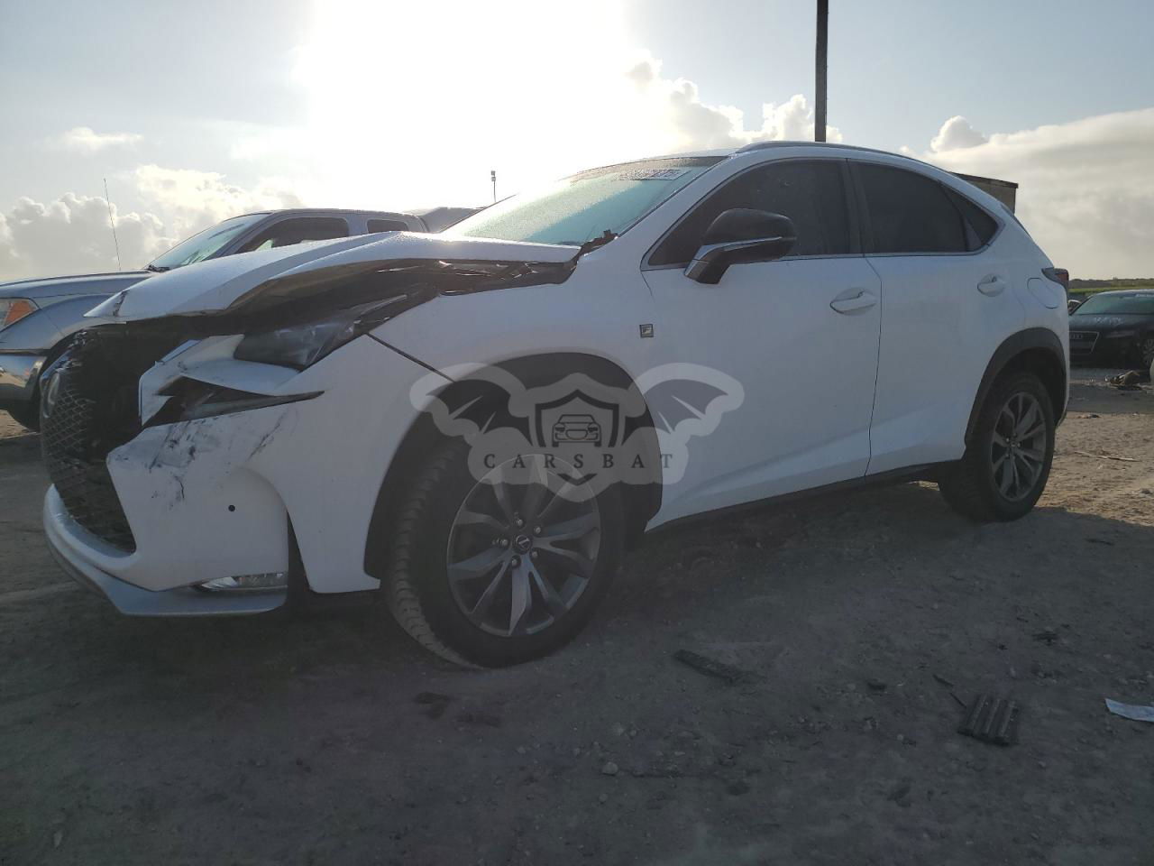 Lexus NX 200T BASE 2.0L  4 2016