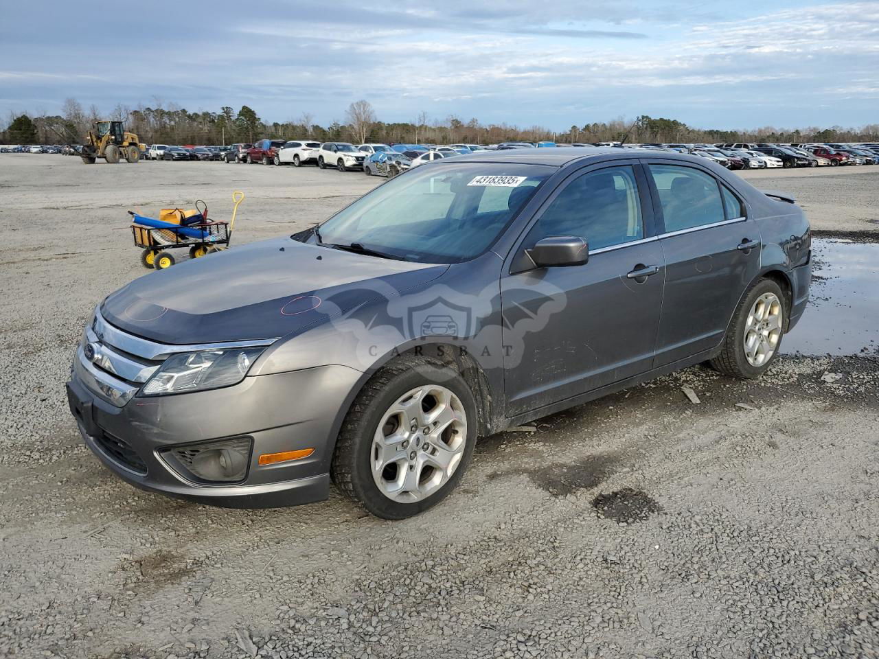 Ford Fusion SE 2.5L  4 2011
