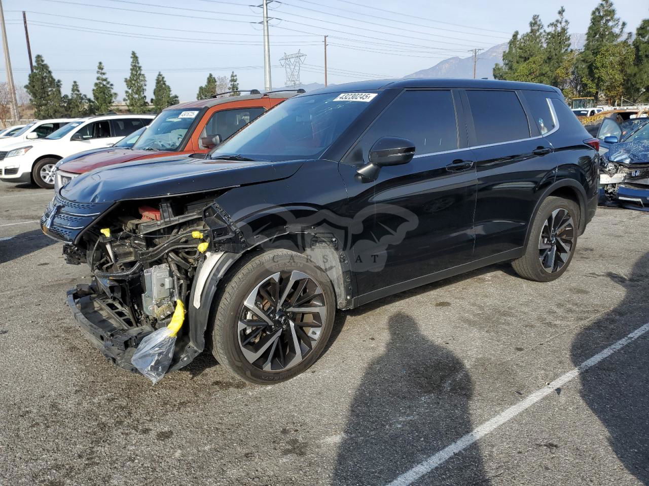 Mitsubishi Outlander ES 2.5L  4 2022