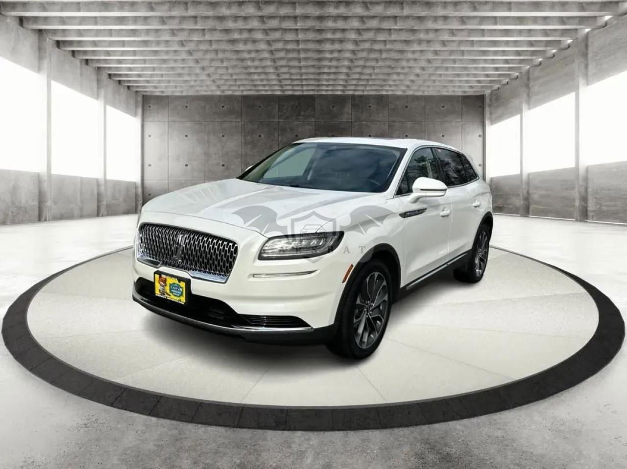 Lincoln Nautilus RESERVE 2.0L  4 2023