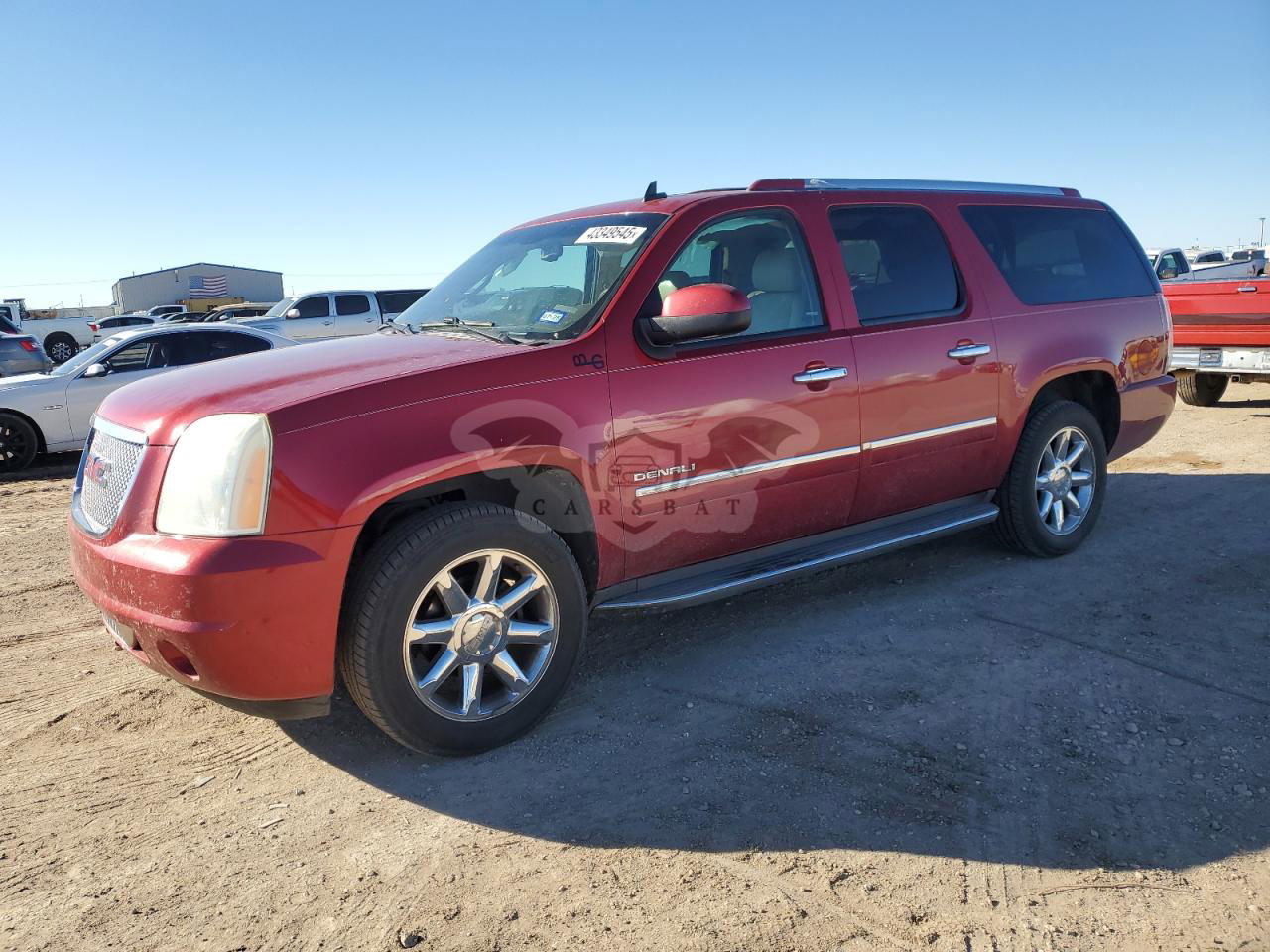 GMC Yukon DENALI 6.2L  8 2013