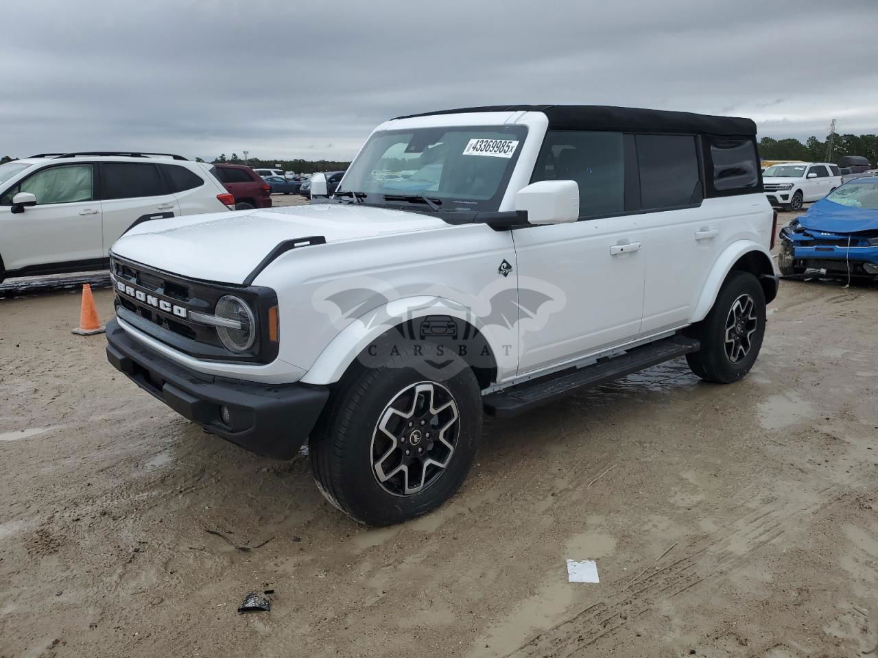 Ford Bronco OUTER BANKS 2.3L  4 2024