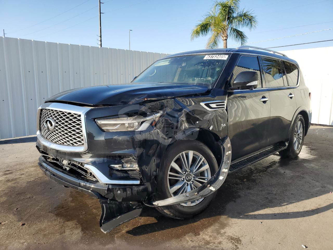 Infiniti QX80 LUXE 5.6L  8 2020