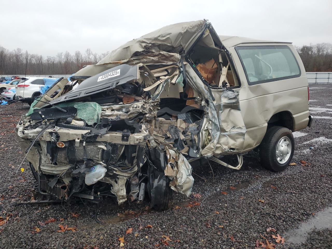 Ford Econoline E150 WAGON 5.4L  8 2013