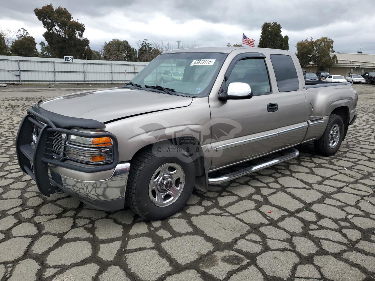 GMC Sierra C1500 4.8L  8 2001
