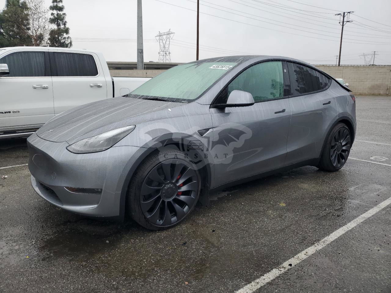 Tesla Model Y 2024