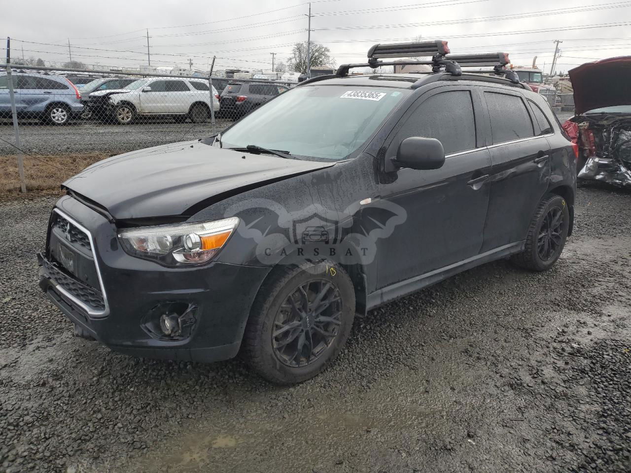 Mitsubishi Outlander SE 2.0L  4 2013