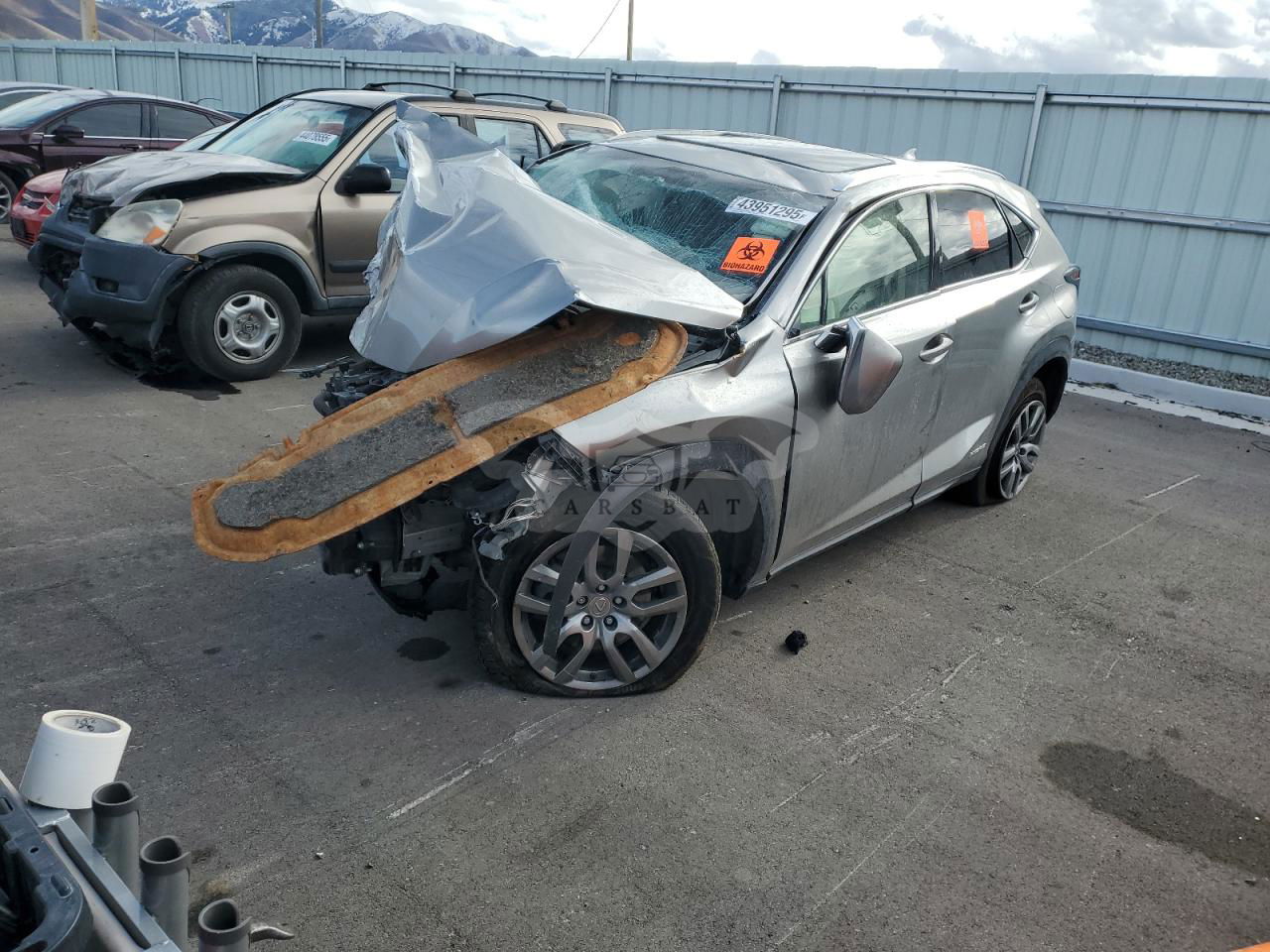 Lexus NX 300H 2.5L  4 2015