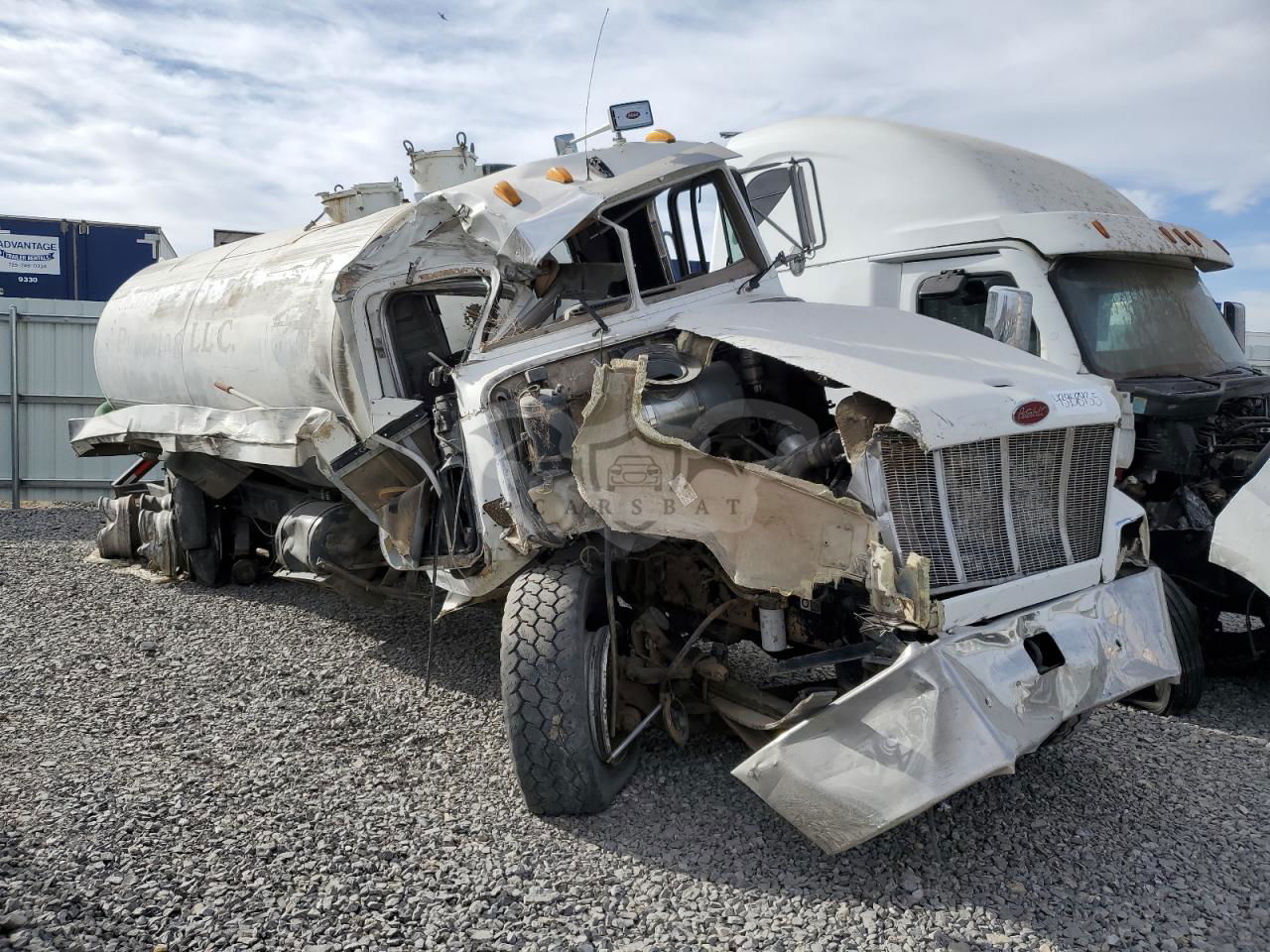 Peterbilt 330/337/348 6 2004