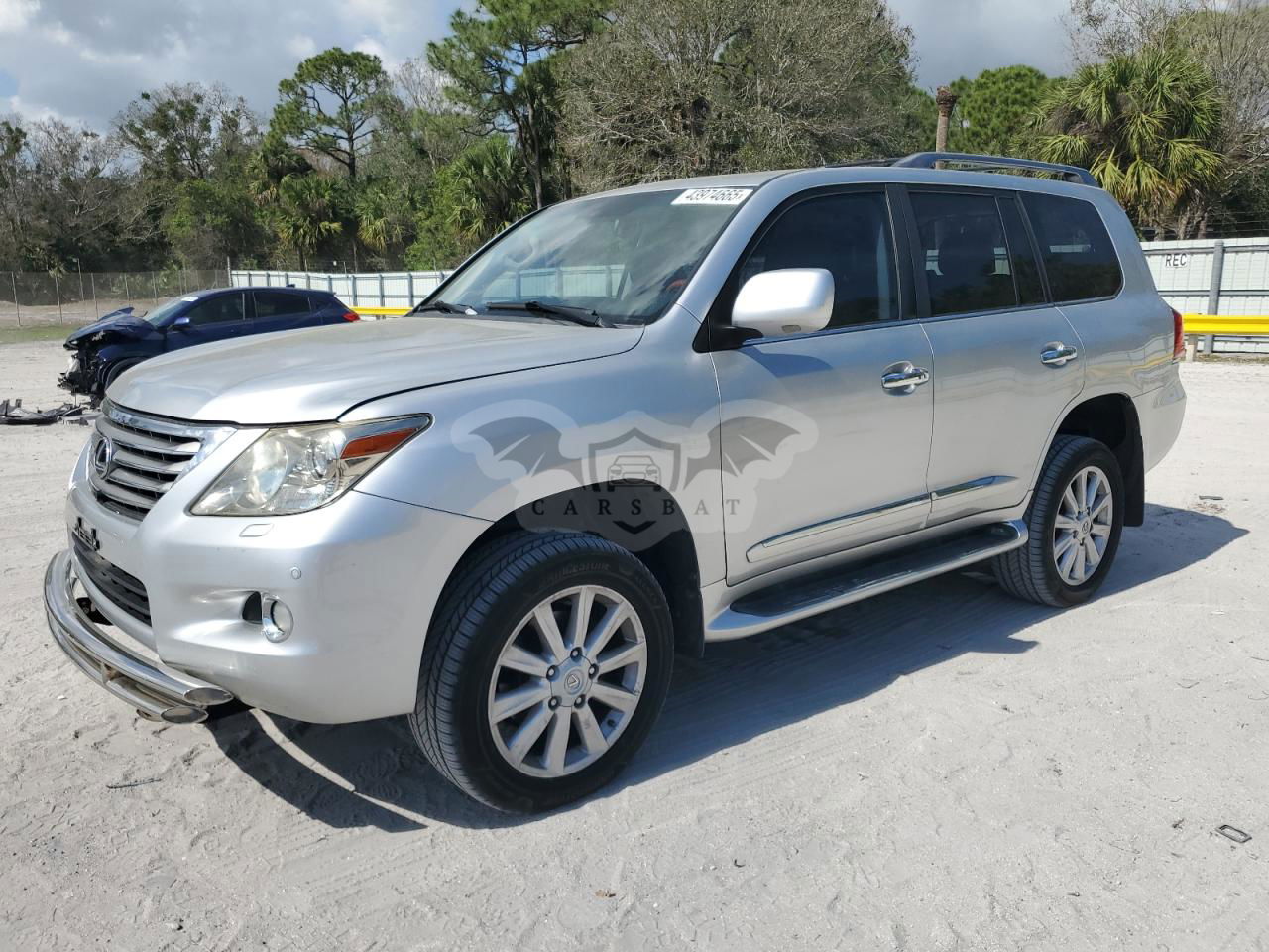 Lexus LX 570 5.7L  8 2010