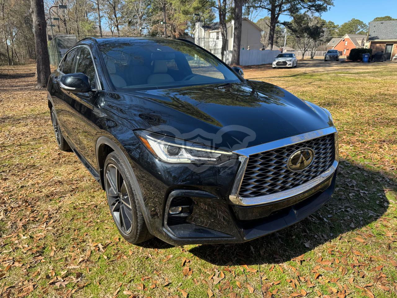 Infiniti QX50 LUXE 2.0L  4 2023