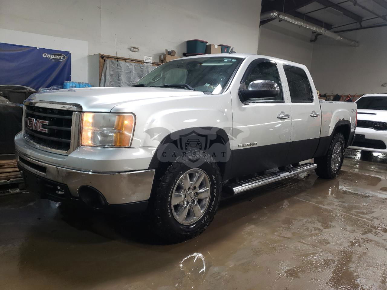 GMC Sierra K1500 SLE 5.3L  8 2011