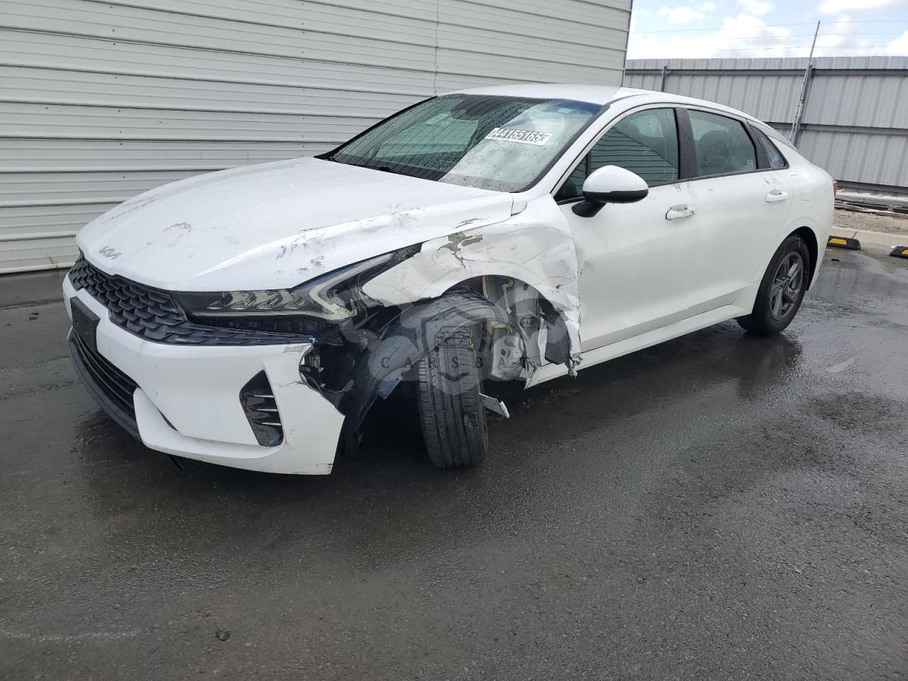 Kia K5 LXS 1.6L  4 2022