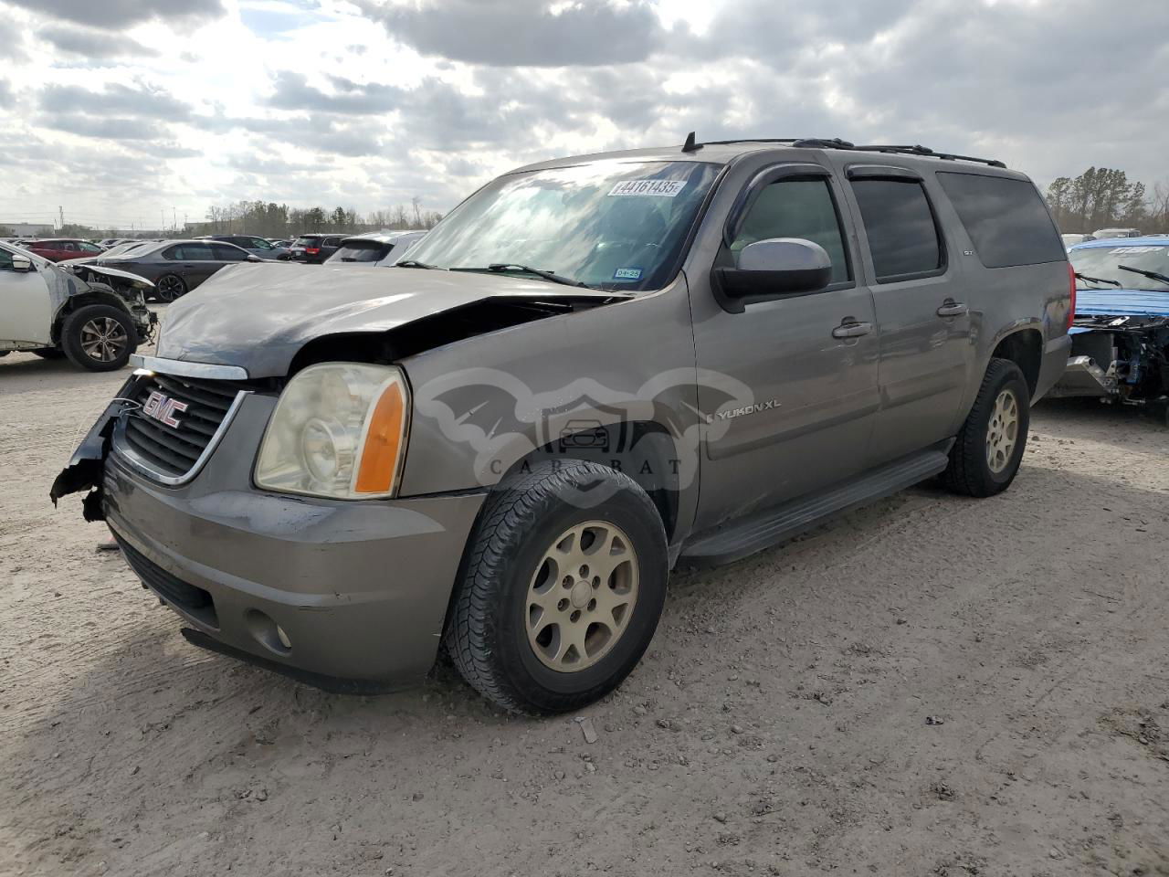 GMC Yukon C1500 5.3L  8 2007